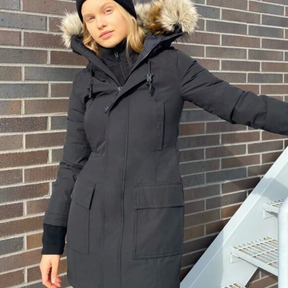 TNA Jackets & Blazers - Aritzia TNA The Bancroft Parka EUC!